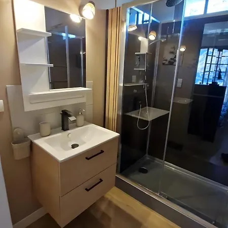 Le Soum Bain Nordique, Sauna (adults Only) דירה